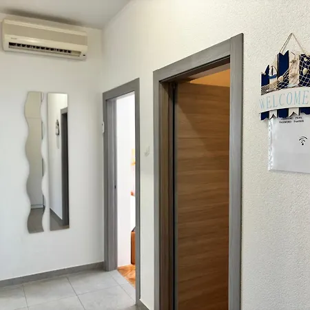 Hrusta Apartamento *